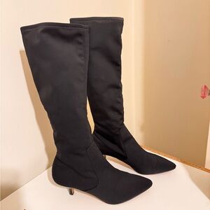 Donald J. Pliner Black Heeled Boots